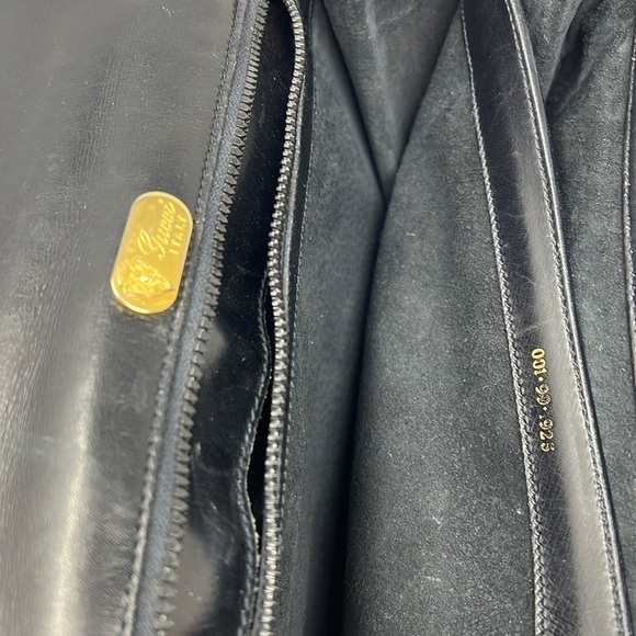 Gucci 1970s Vintage Blondie Logo Black Canvas and Leather Shoulder Bag - Picture 6 of 16